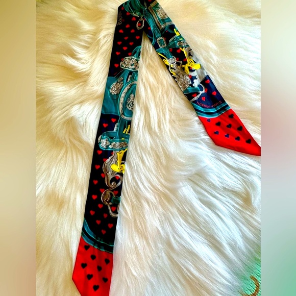 Hermes twilly, 100% silk. Made in France. - Picture 2 of 6